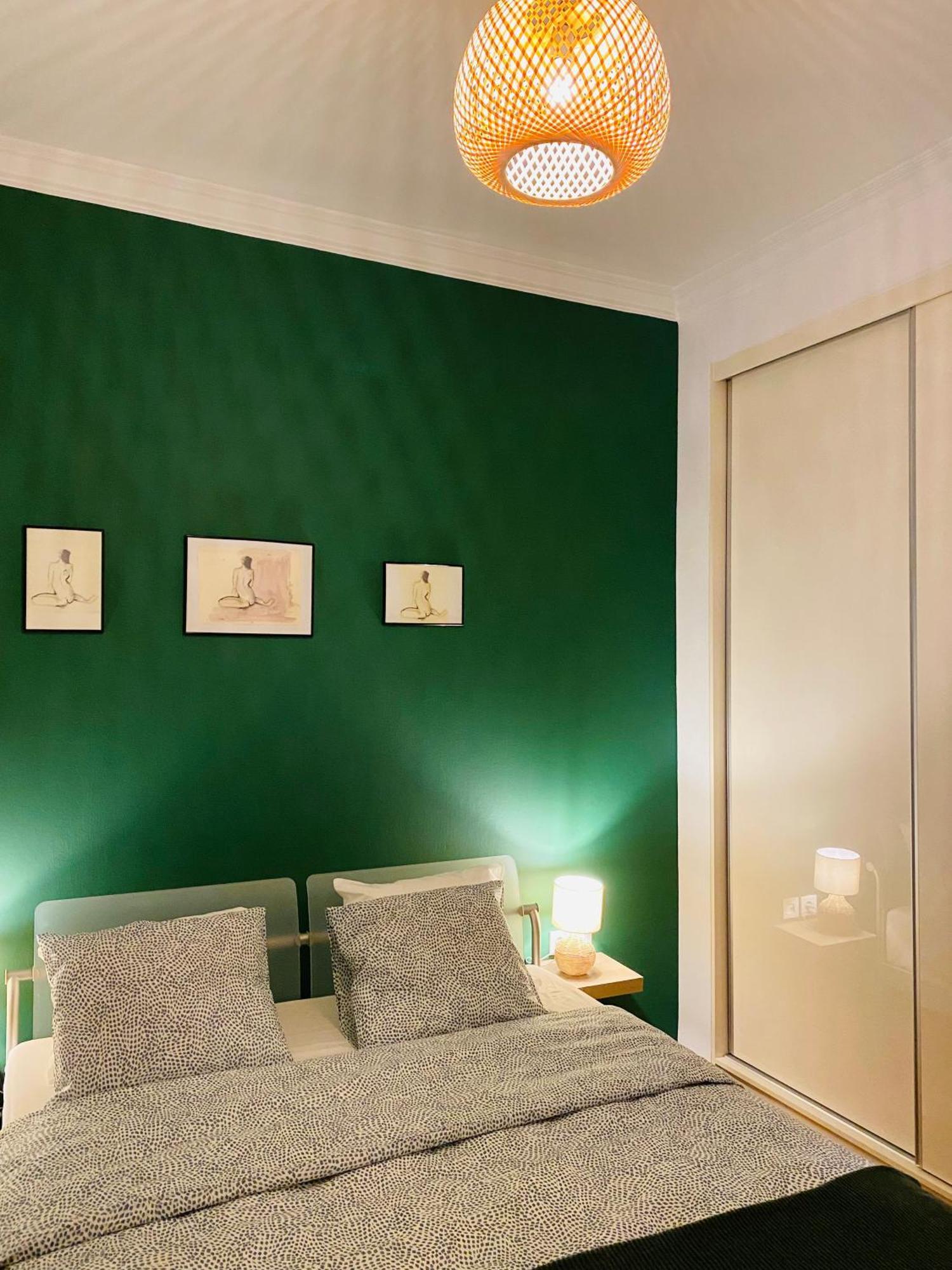 Antinoros Inn, Stylish Apartment,3' To Metro アテネ エクステリア 写真