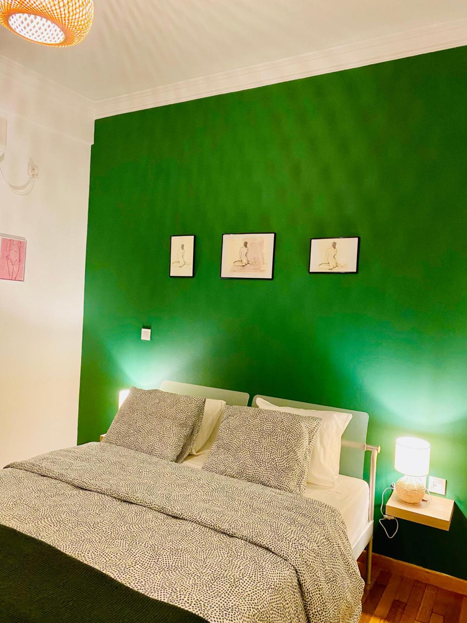Antinoros Inn, Stylish Apartment,3' To Metro アテネ エクステリア 写真