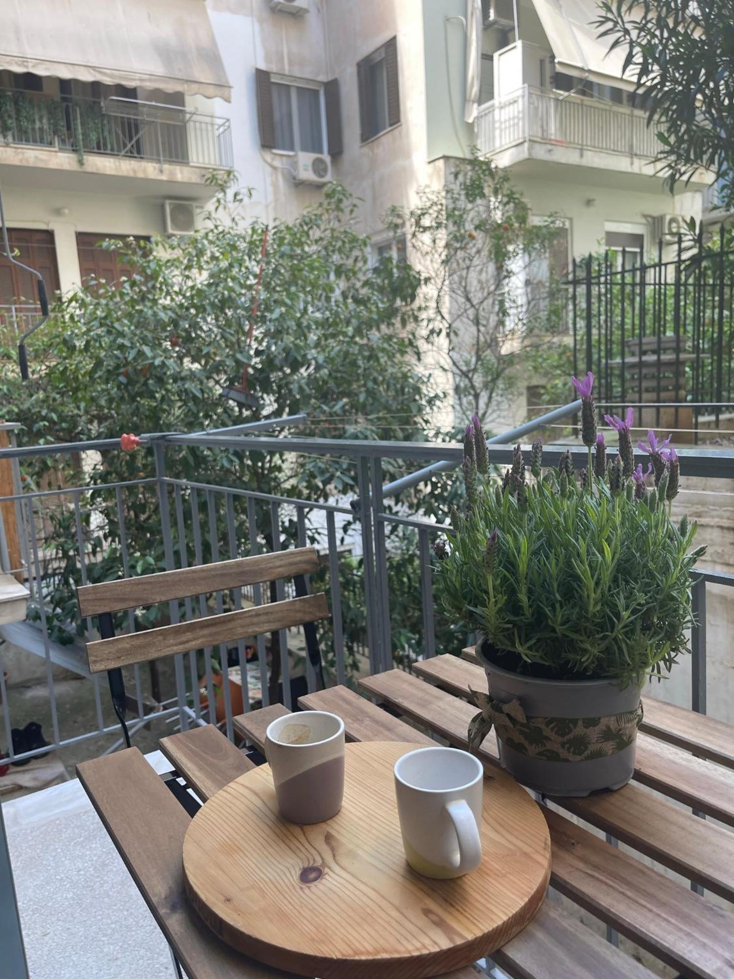 Antinoros Inn, Stylish Apartment,3' To Metro アテネ エクステリア 写真